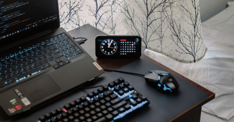 Docking station para portatil en 2026: 5 opciones para convertir tu portatil en escritorio