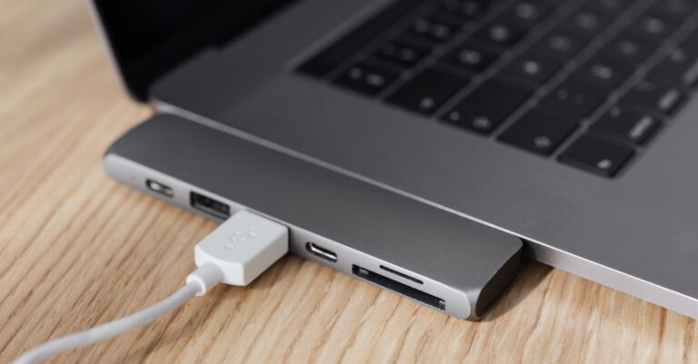 Hub USB-C en 2026: 5 opciones para conectar todo a tu portatil sin volverte loco