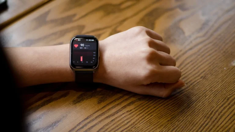 Smartwatch con ECG: 5 opciones que miden el corazón