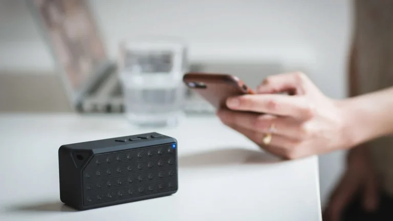 Adaptadores Bluetooth: convierte cualquier altavoz o auricular en inalámbrico