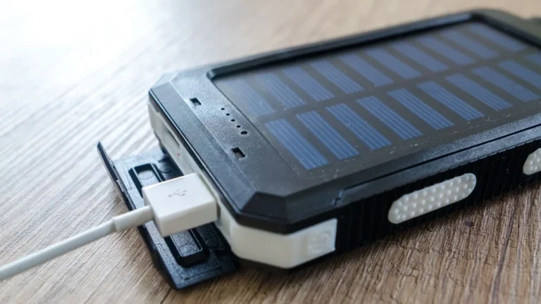 Cargadores solares portátiles: energía limpia para tus dispositivos en cualquier lugar
