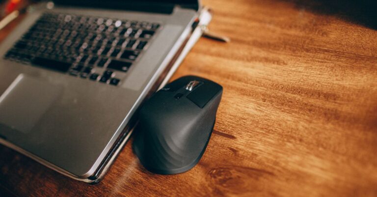 Los 5 Mejores Combos de Teclado y Ratón Inalámbrico para la Oficina