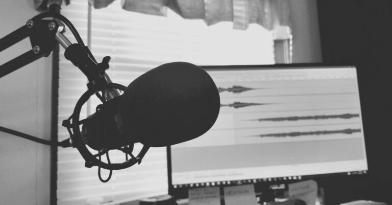 Los 5 Mejores Micrófonos de Condensador USB para Podcast y Streaming