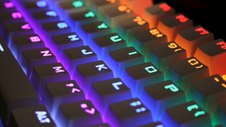 Los 5 mejores teclados mecánicos inalámbricos de 2026