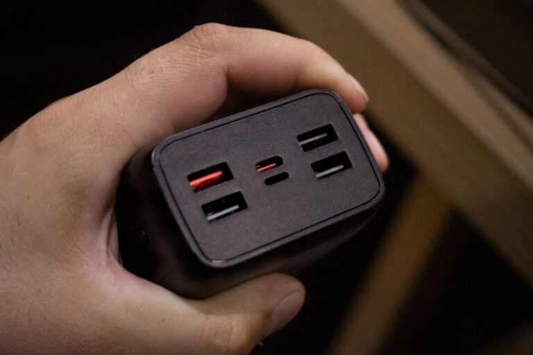 Cargador USB-C para portátil: los 5 de 65W