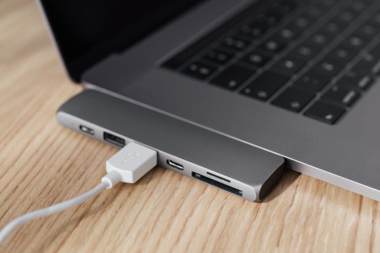 Hub USB-C con HDMI 4K: los 5 para presentaciones