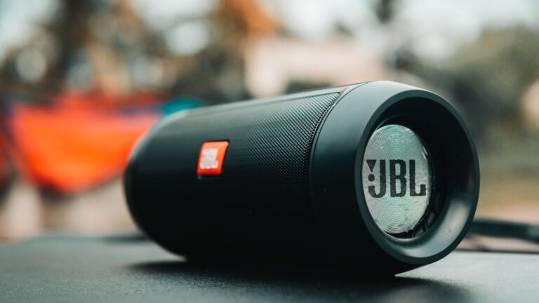 Altavoz Bluetooth con bass: los 5 con graves potentes