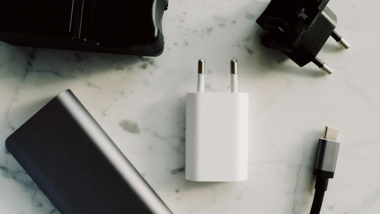 Cargador USB-C de escritorio: los 5 con 4 puertos