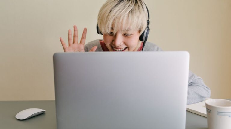 Webcam con zoom óptico: las 5 que acercan sin perder calidad
